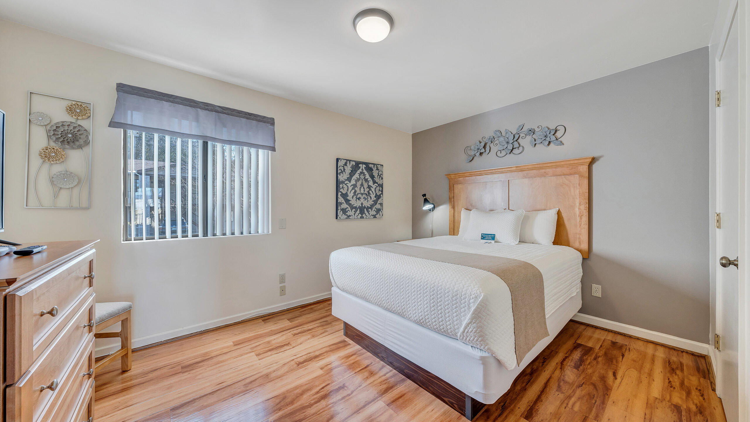 Bedroom - Overland Dr