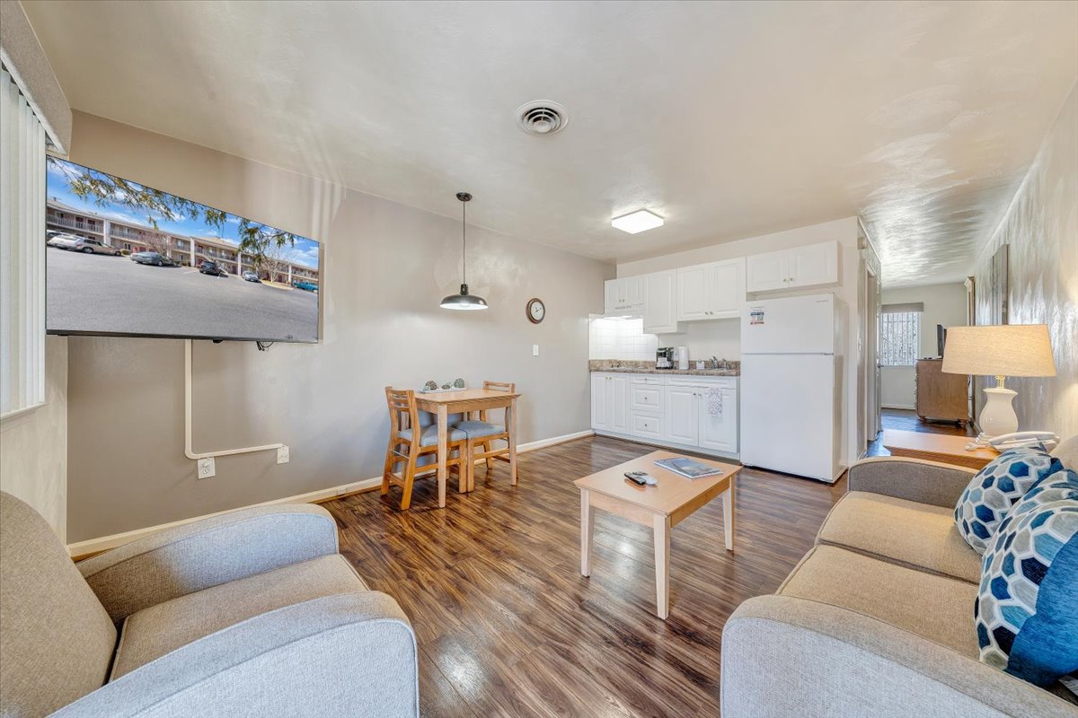 Livingroom and Kitchen in Salem, VA