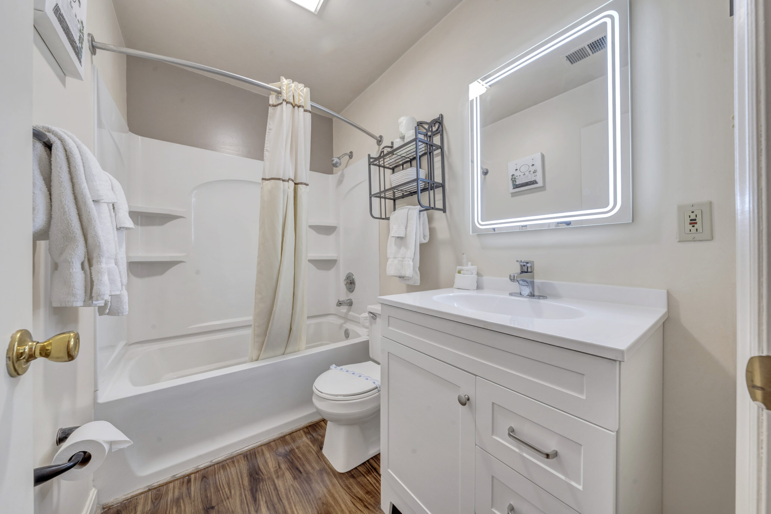 Bathroom - Florist Rd - Extended Stay Hotel