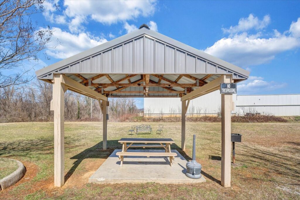 Picnic area at Salem, VA