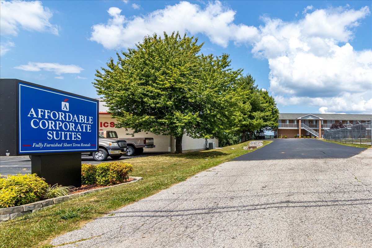 Contractor Housing Near I-81 in Southwest Virginia